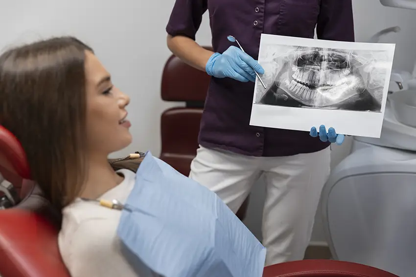 ایمپلنت دندان با آرام بخشی: امن یا خطرناک؟ حقیقت پشت پرده