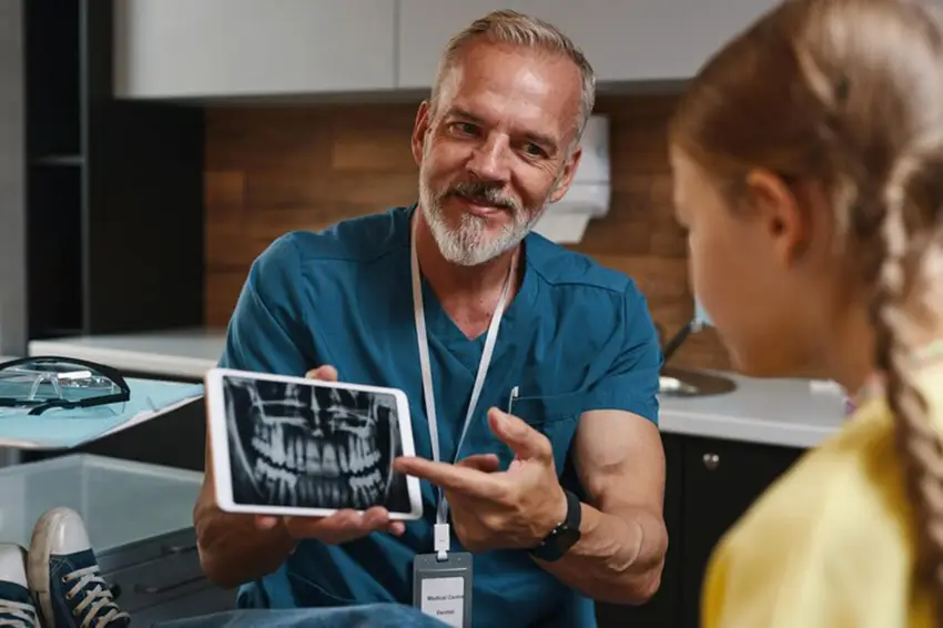 نکات بهداشتی برای ماندگاری ایمپلنت در جردن: راهنمای کامل ۲۰۲۵